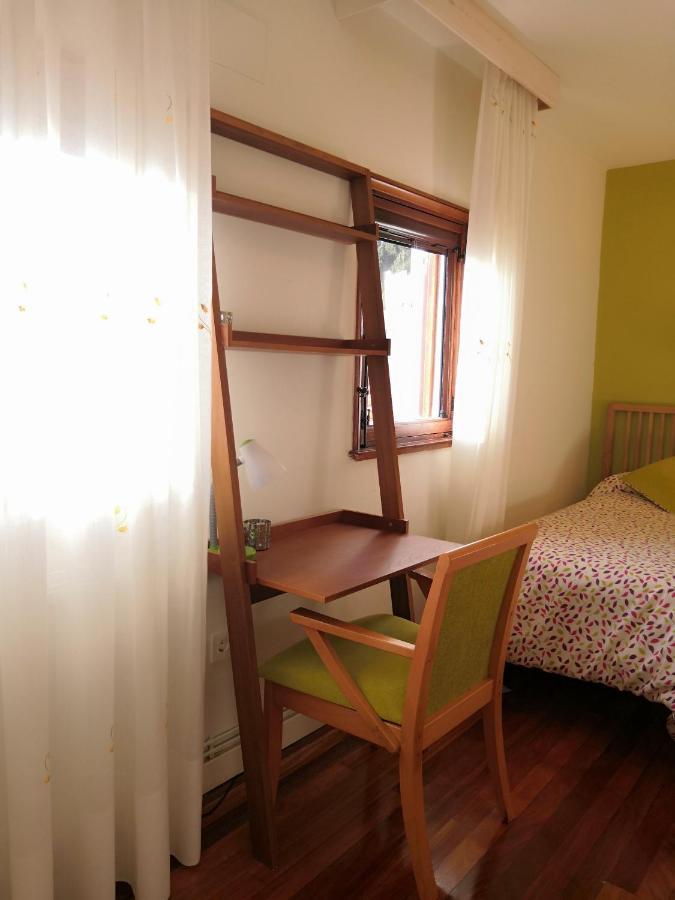 Hospederia San Jose Hostel Derio Bagian luar foto